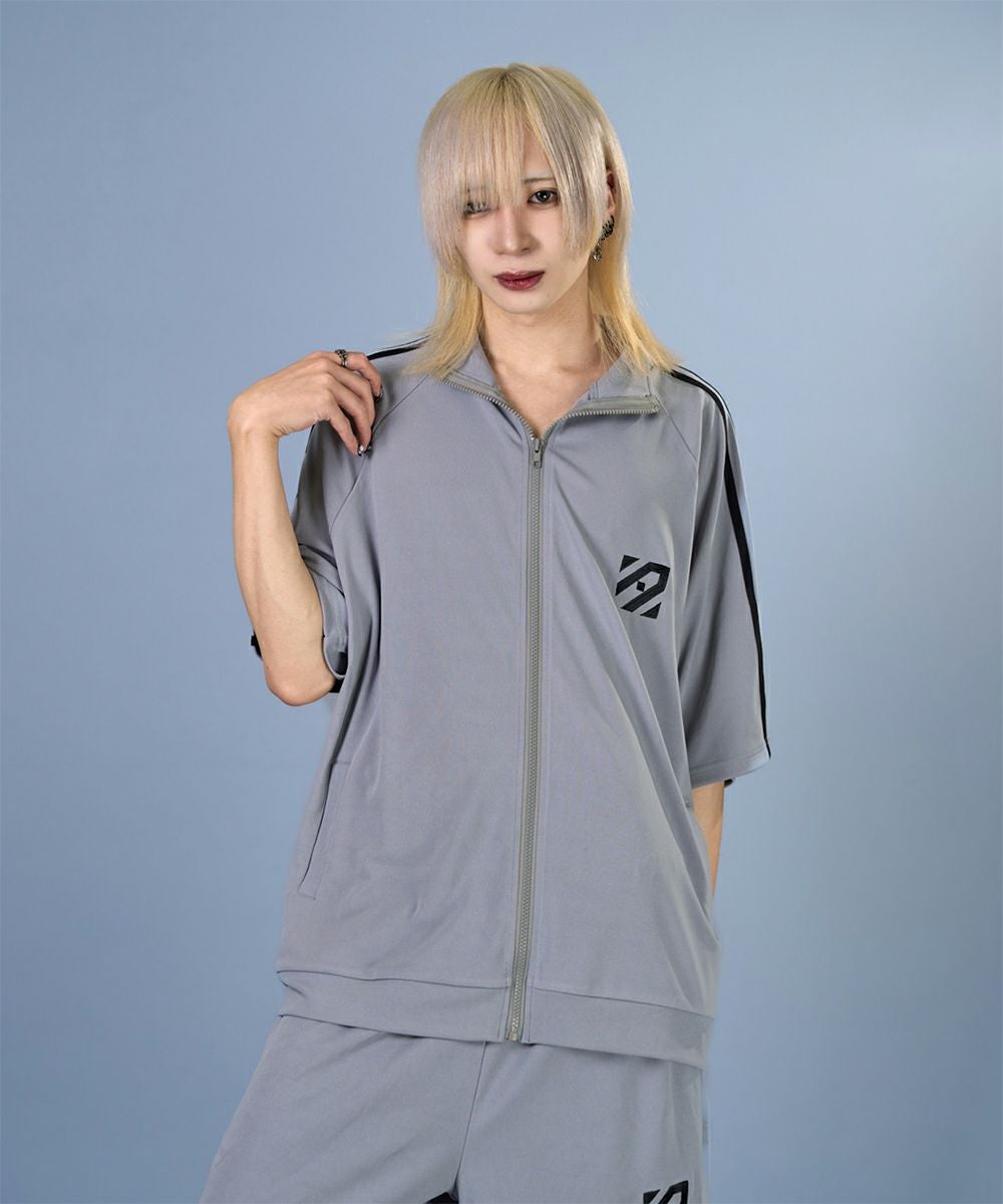 アノネジャージセットアップ